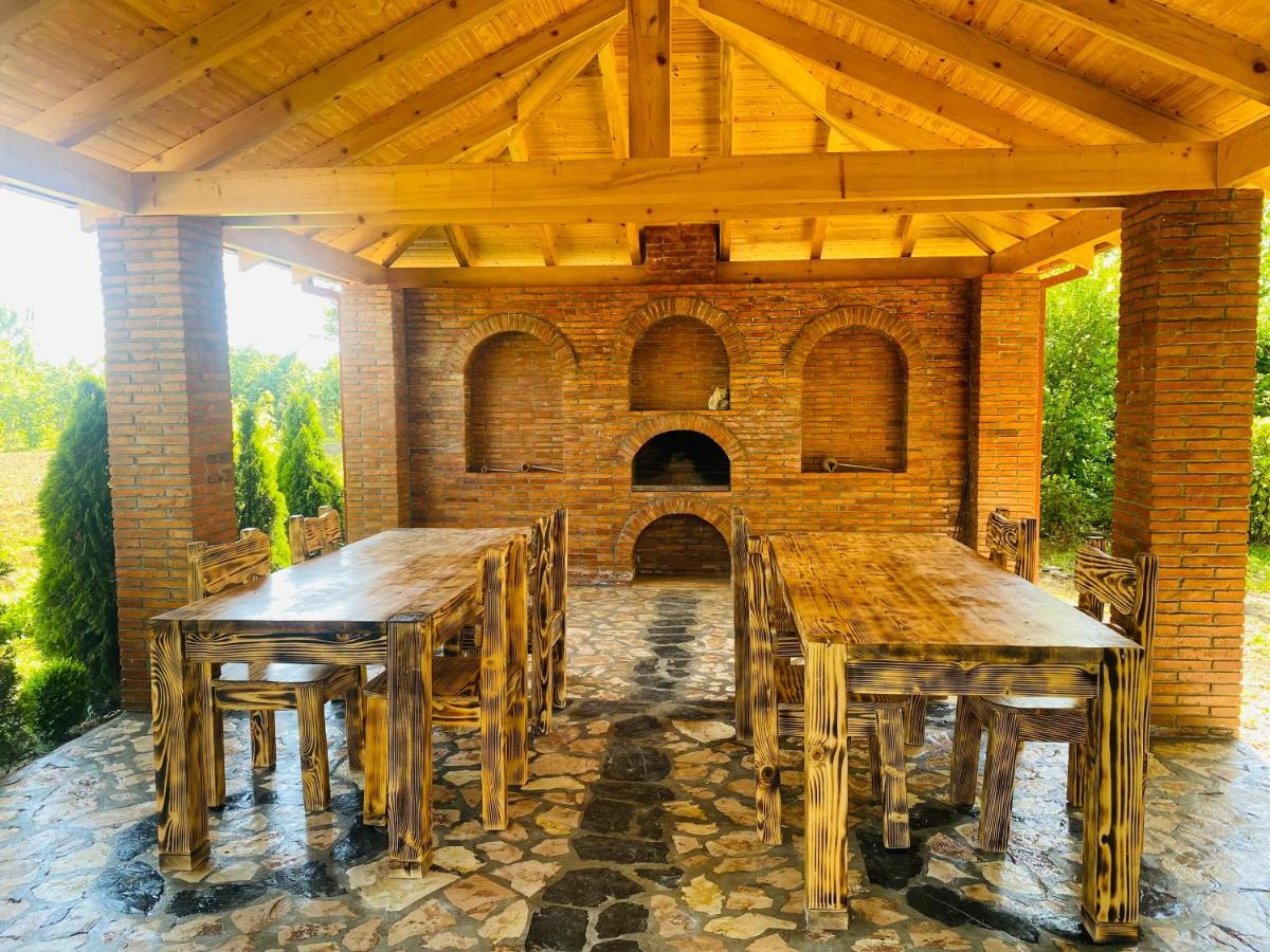 Guesthouse Kamelia Martvili Exterior foto